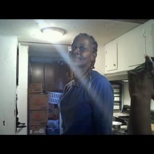 Meet your Posher, Leslie